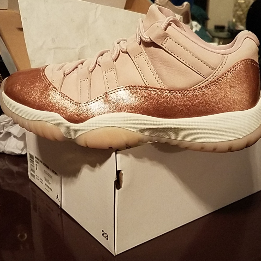 Jordan 11 Rose Gold lows BRAND NEW NEVER WORN